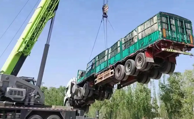 博尔塔拉蒙古自治州道路脱困救援案例